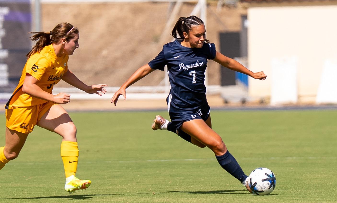 Women’s Soccer Earns 4-0 Road Win at Fresno State