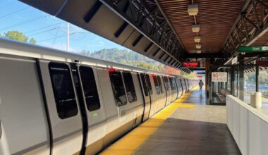 PG&E outage, fire prompts major BART delays
