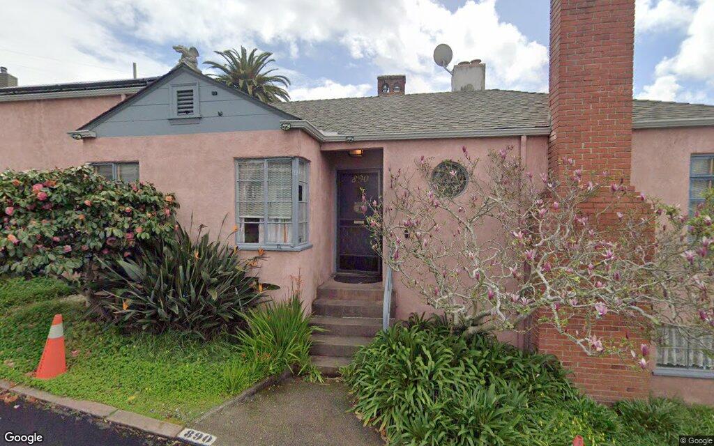 Glendome Cir. 893 - Google Street View