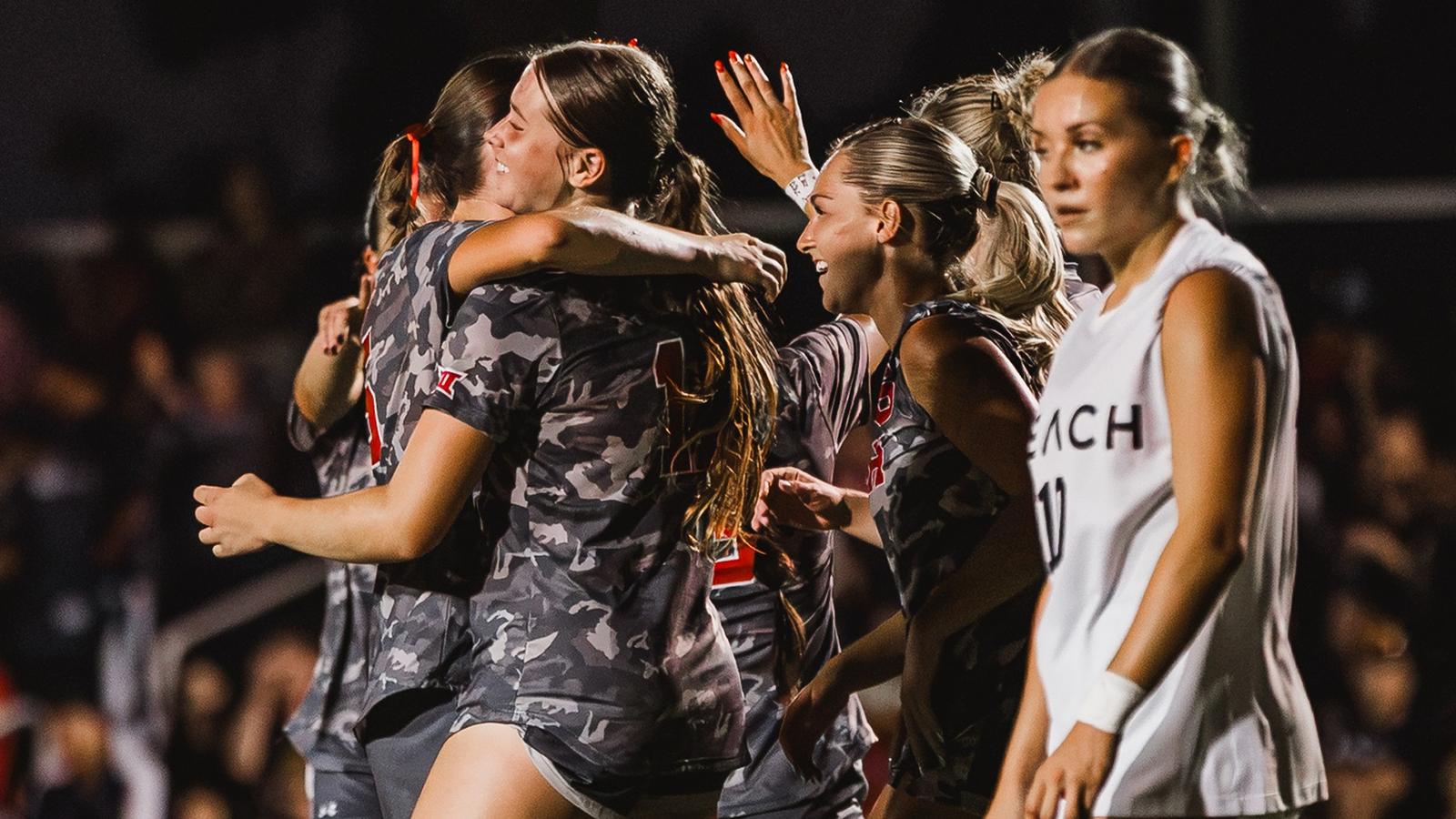 Utes Earn Dominant Win Over Long Beach State
