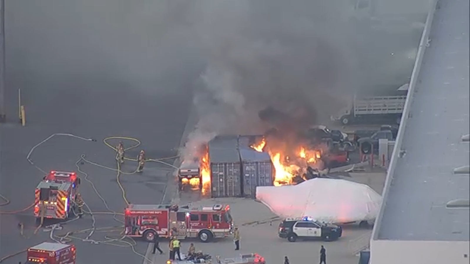 Chatsworth helicopter crash: KNBC news helicopter crash in Los Angeles, California leaves 3 dead near site of fatal bus crash