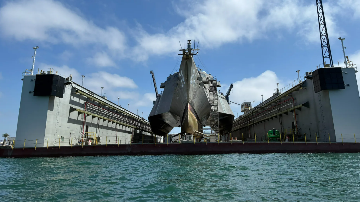 US Navy selects Austal USA for USS Oakland maintenance