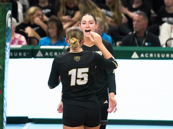 Oakland Closes Non-Conference Slate with Oakland Invitational