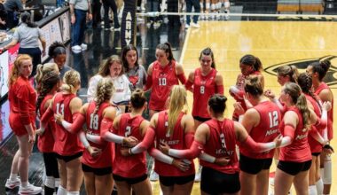 Volleyball Drops to Oakland in Five Sets