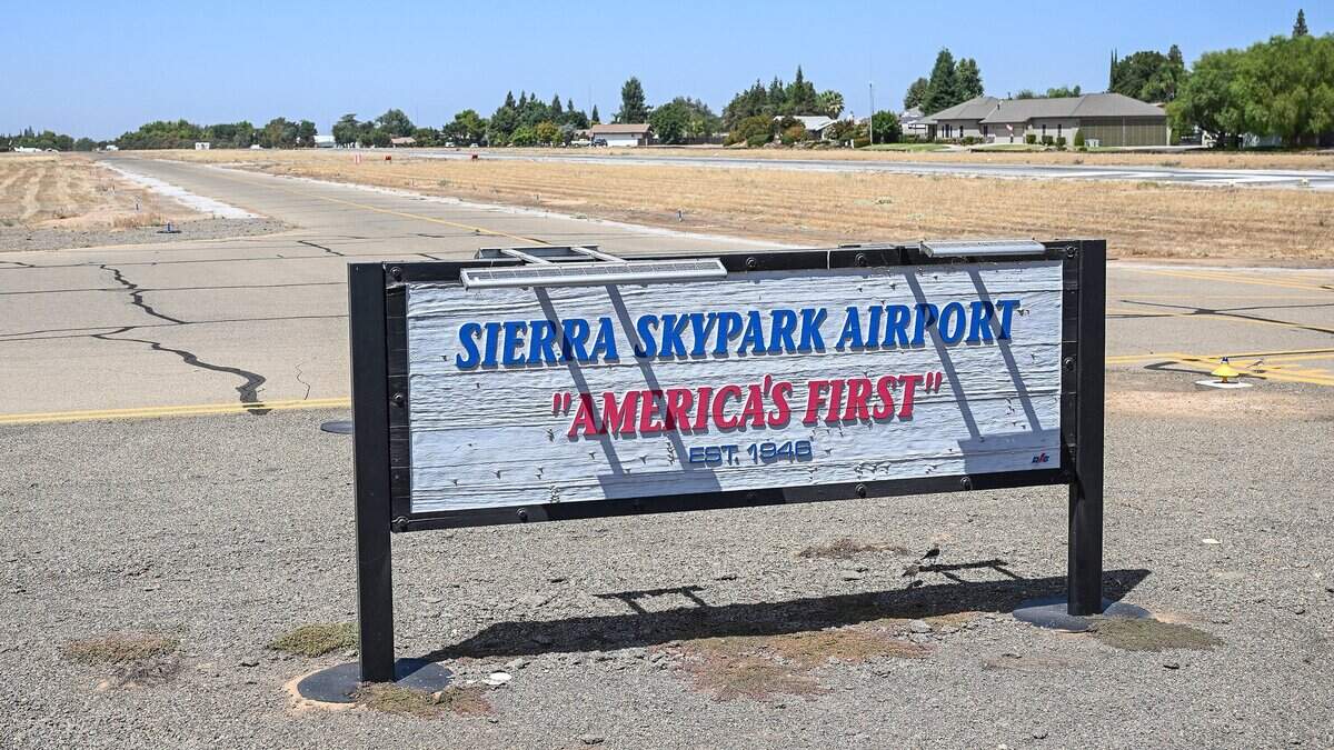 Fresno plane crash kills Eady family of four near Sky Park
