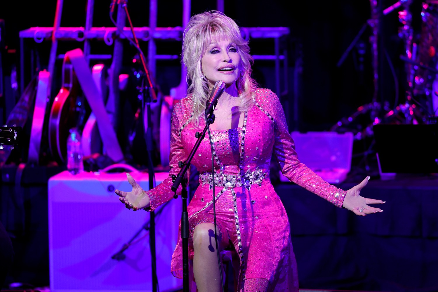 California Declares Sept. 25 Official Dolly Parton Day
