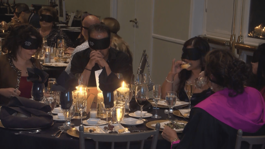 ‘A chance to walk in their shoes’: Valley Center for the Blind hosts Dining in the Dark | YourCentralValley.com