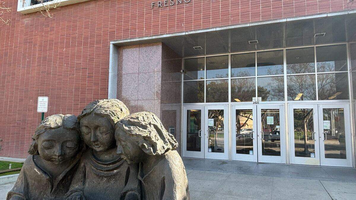 Candidates and supervisors clash on Fresno library privatization