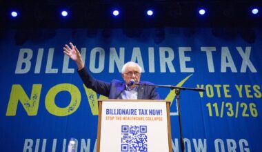 Bernie Sanders Going Back to California to Rally for Billionaire Tax Ballot Measure