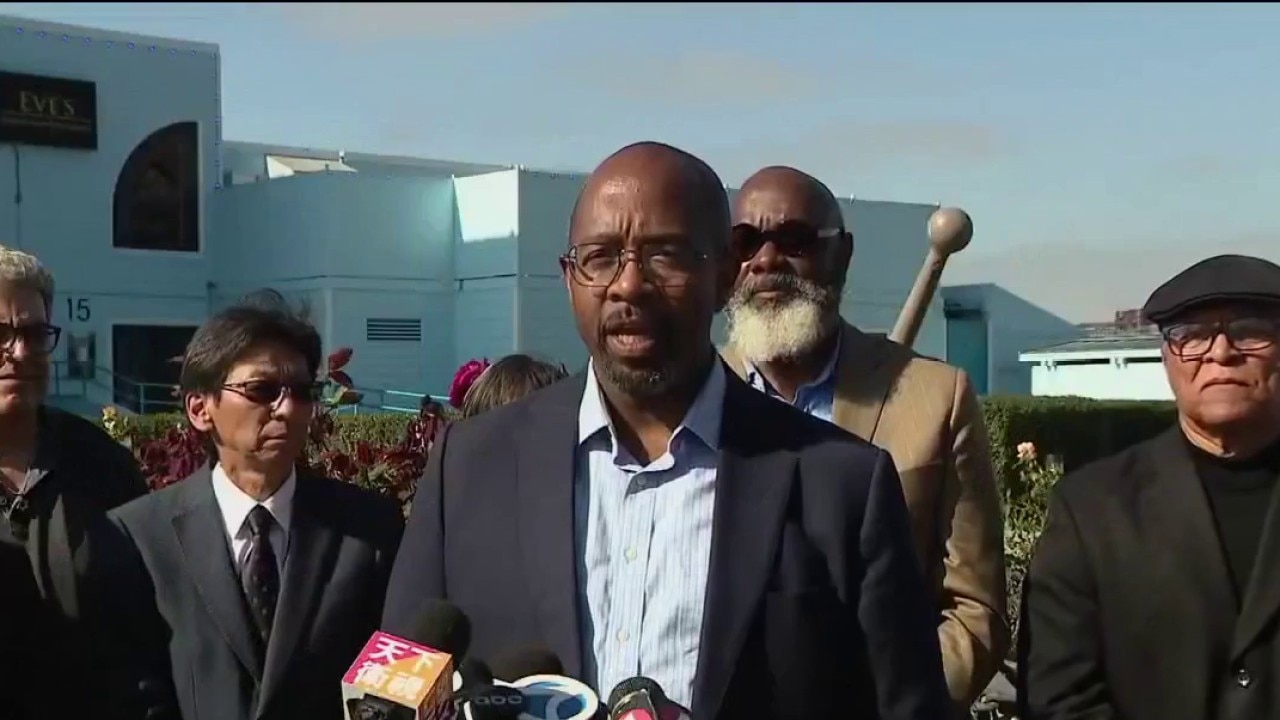 Community leaders push for end to federal oversight of Oakland police