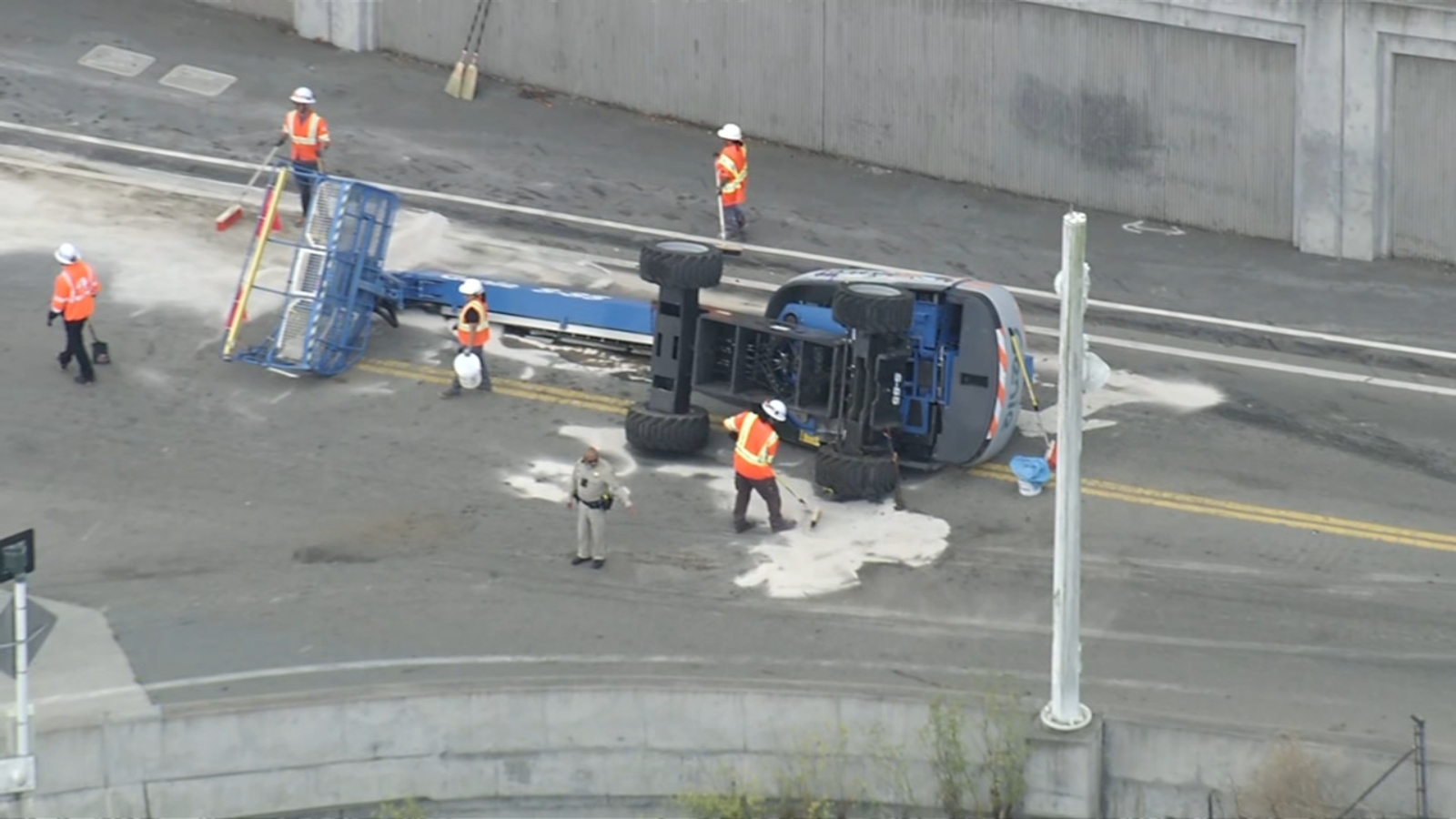 Cherry picker falls off flatbed truck in crash on Yerba Buena Island, limiting access from Bay Bridge