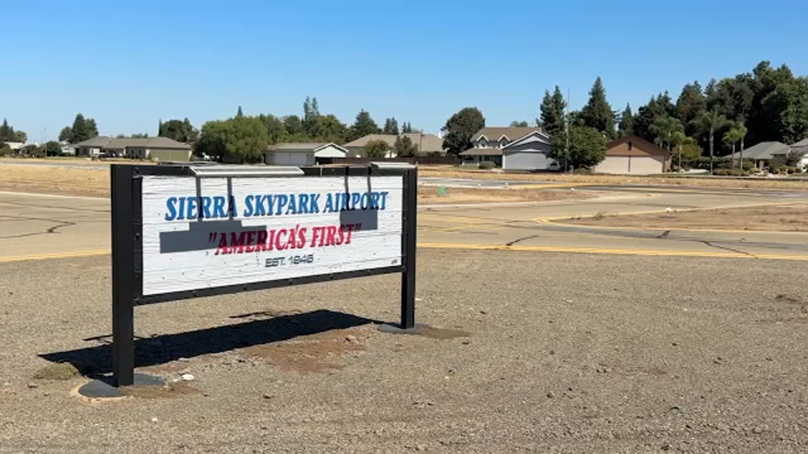 Sierra Sky Park community mourns loss of family in deadly plane crash