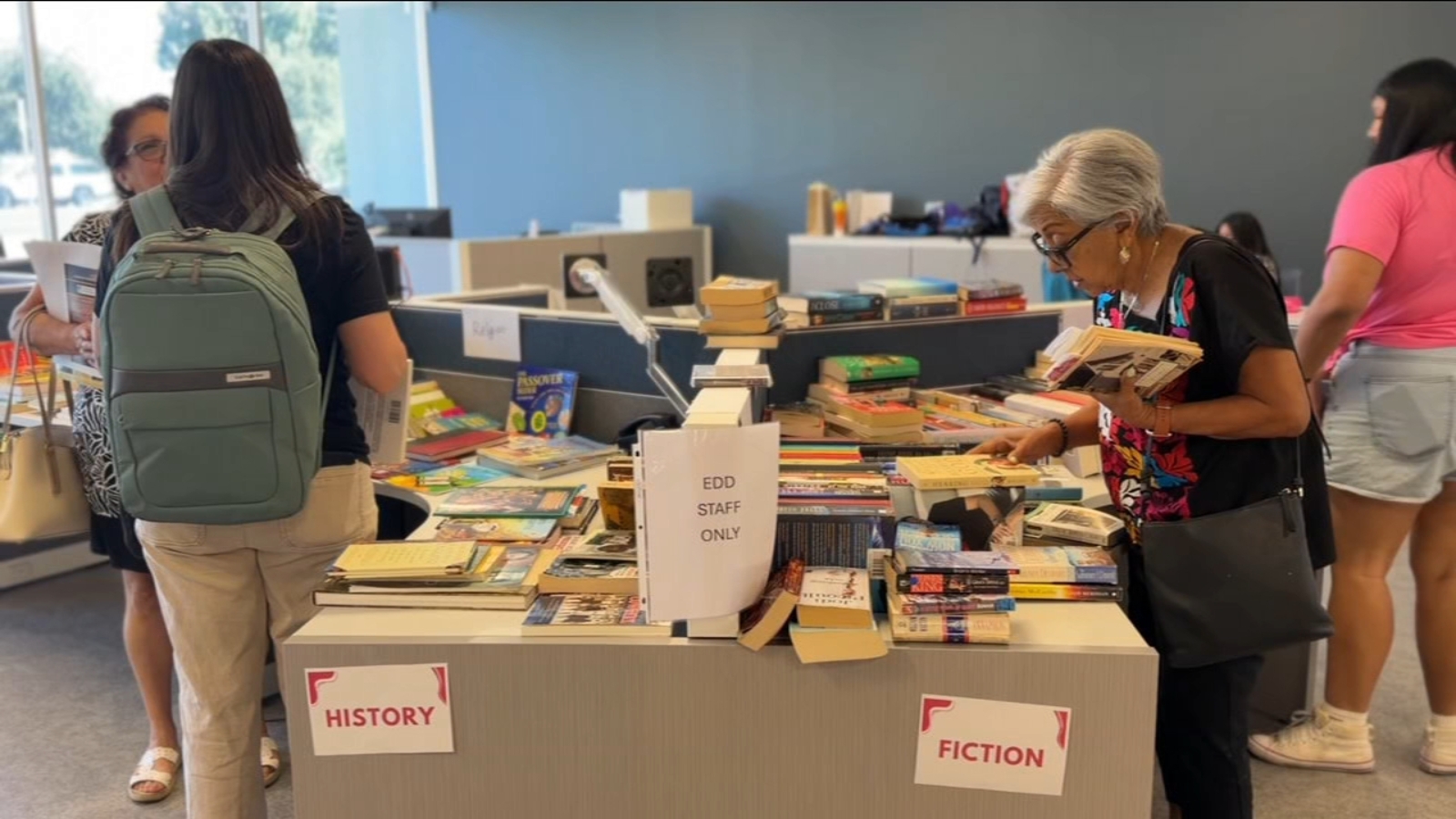 League of Mexican American Women hosts special book sale