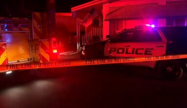1 person killed in Clovis mobile home fire, police say