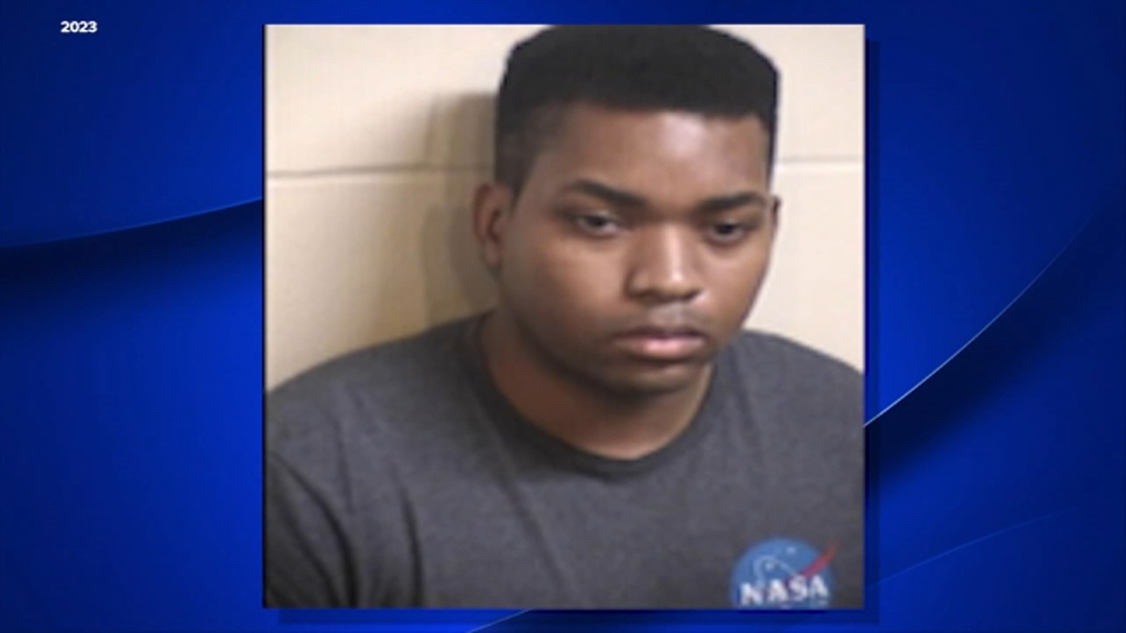 Former phone repair technician accused in lawsuit of sharing teen customer's private videos