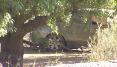 2-vehicle collision kills 2 people in Fresno County, CHP says