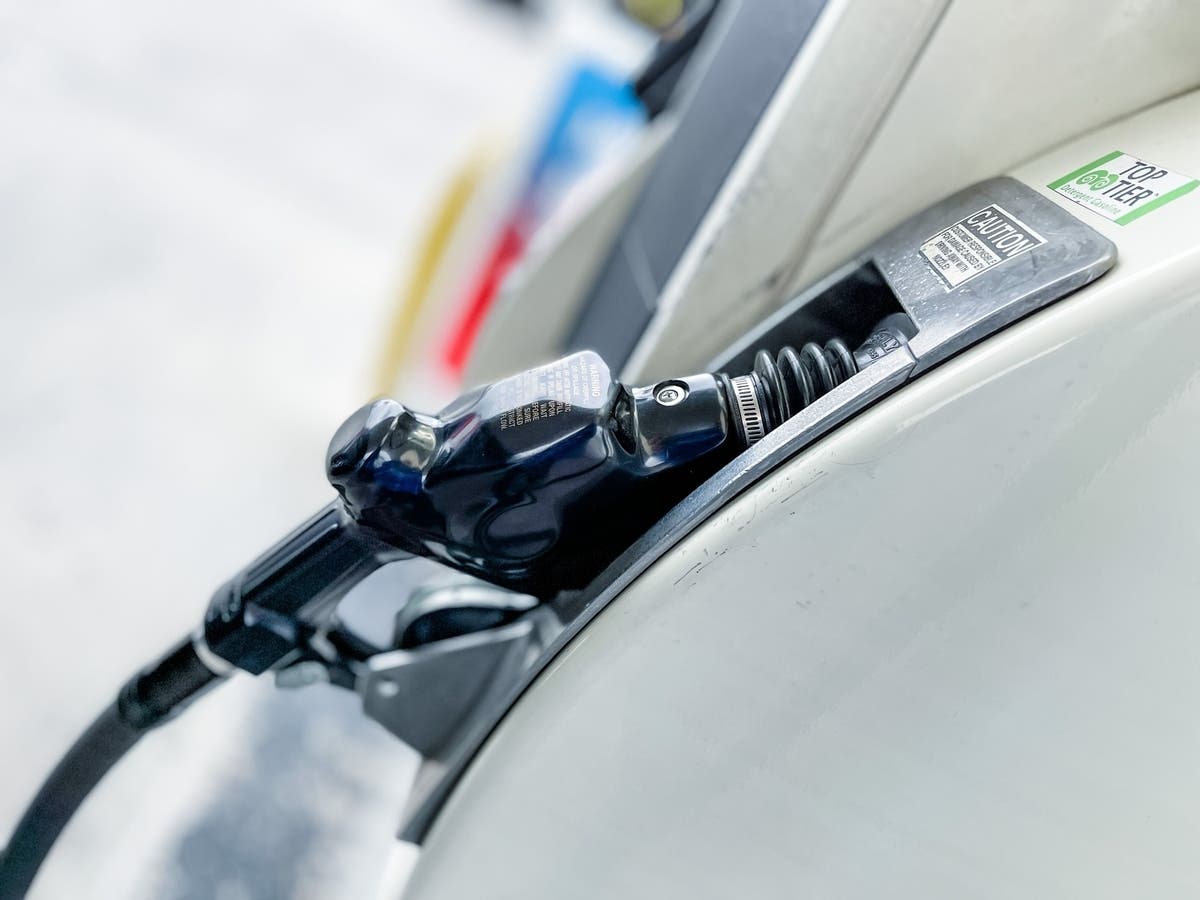 Record Labor Day Gas Prices Expected: Where To Find Cheapest Gas In Seal Beach