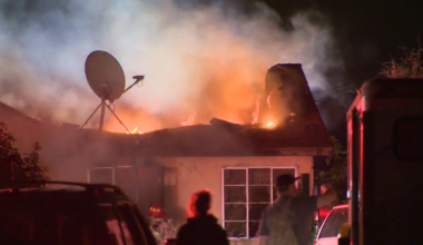 Flames tear through Rio Linda house in Sacramento County