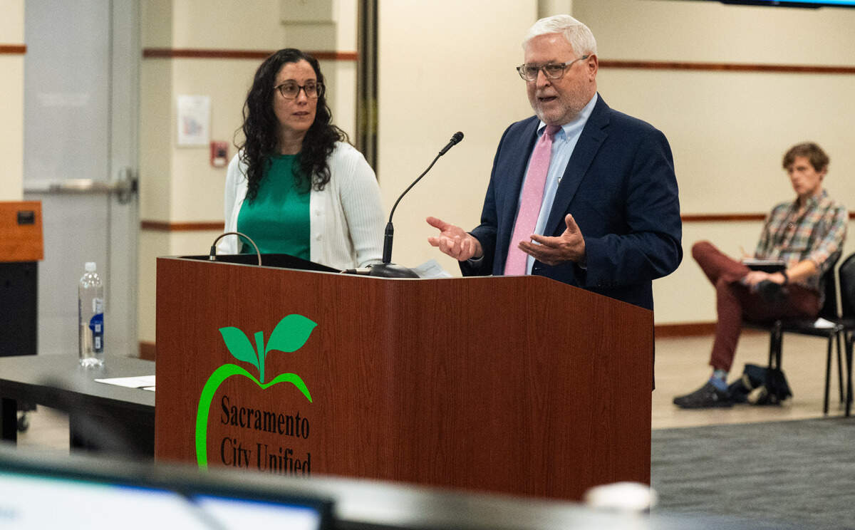 Mike Fine, CEO of the Fiscal Crisis and Management Assistance Team, reviews Sacramento City Unified School District’s financial situation during a board meeting in May.