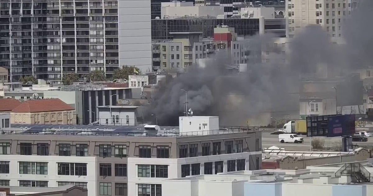 Oakland fire: Firefighters battle blaze in Downtown Oakland