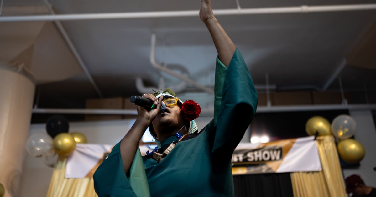 At a talent show on Los Angeles' Skid Row, the performers are all part of the homeless community :: WRAL.com