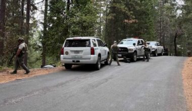 Placer County deputies search for armed suspect, Iowa Hill residents asked to stay inside