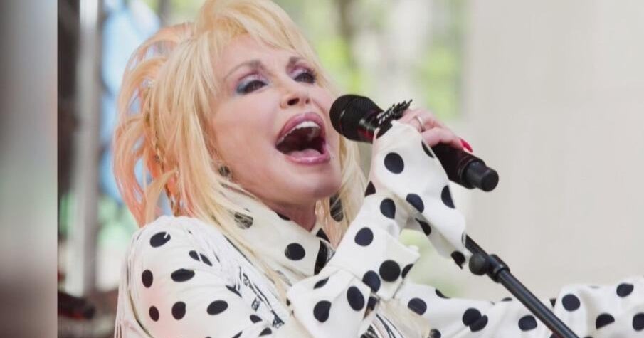 Dolly Day celebration held in San Francisco's Union Square on "9/25"