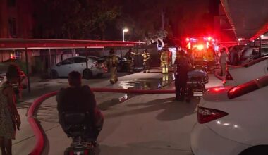 Sacramento County apartment fire kills man, injures firefighter