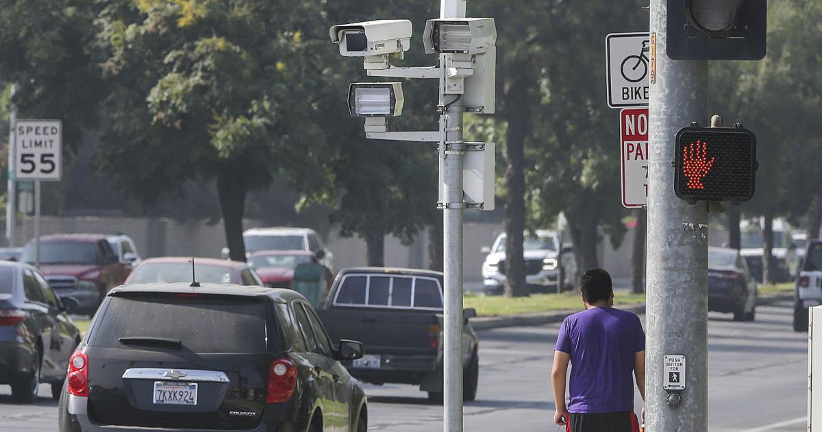Bakersfield is adding red light cameras | News