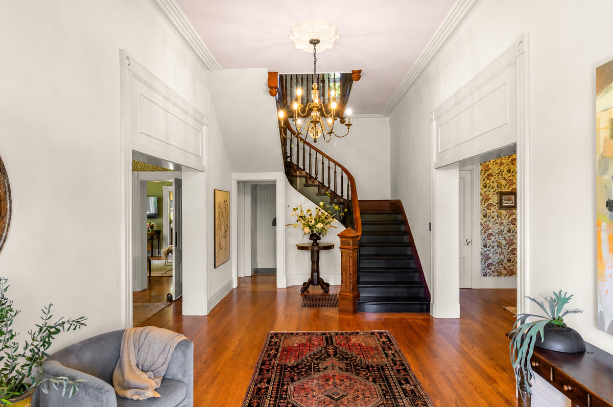 The entry foyer to 2727 Russell Boulevard in Davis, California, makes an immediate stunning impression.