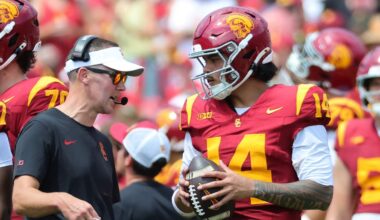 USC Coach Defends Fans After Poor Turnout