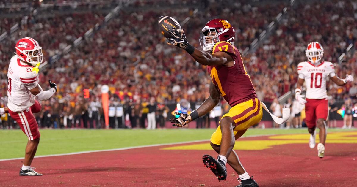 Maiava throws 5 TD passes, No. 14 Southern California beats Louisiana 49-30 | Football