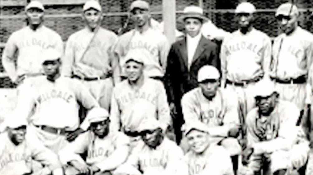 Sacramento event honors Negro League players