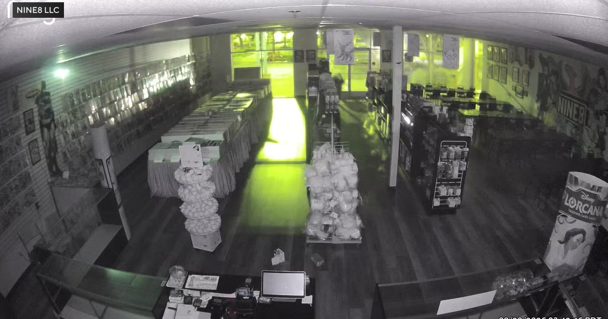 West Sacramento comic shop targeted in early morning smash-and-grab