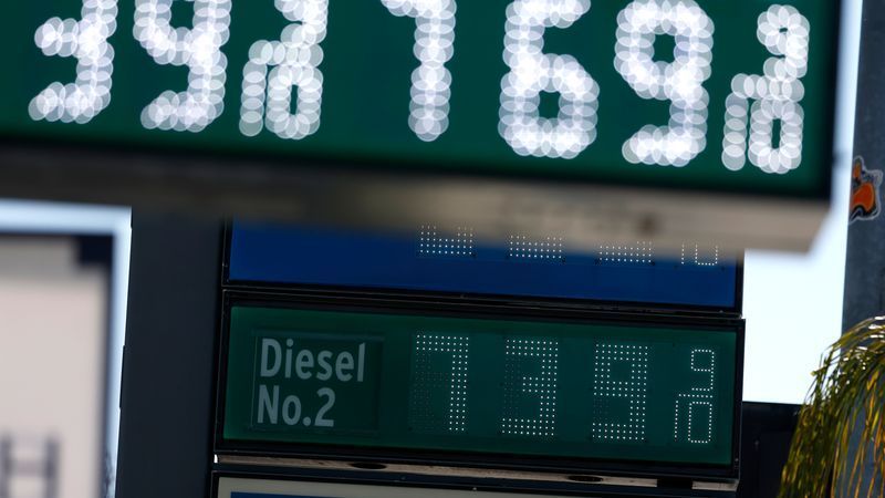 Diesel prices top $8 a gallon in Bakersfield, adding stress for drivers Photo by Justin Sullivan/Getty Images)