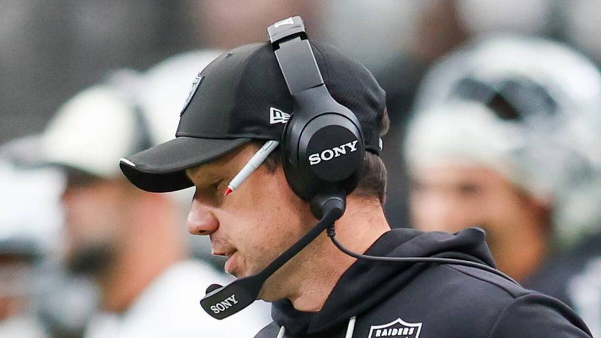  Klint Kubiak | Darrell Craig Harris, On SI 