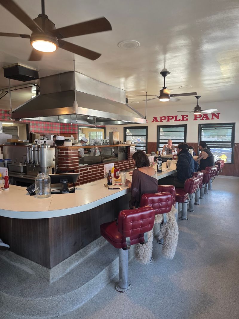 A Slice of 1950s Diner Atmosphere A Slice of 1950s Diner Atmosphere