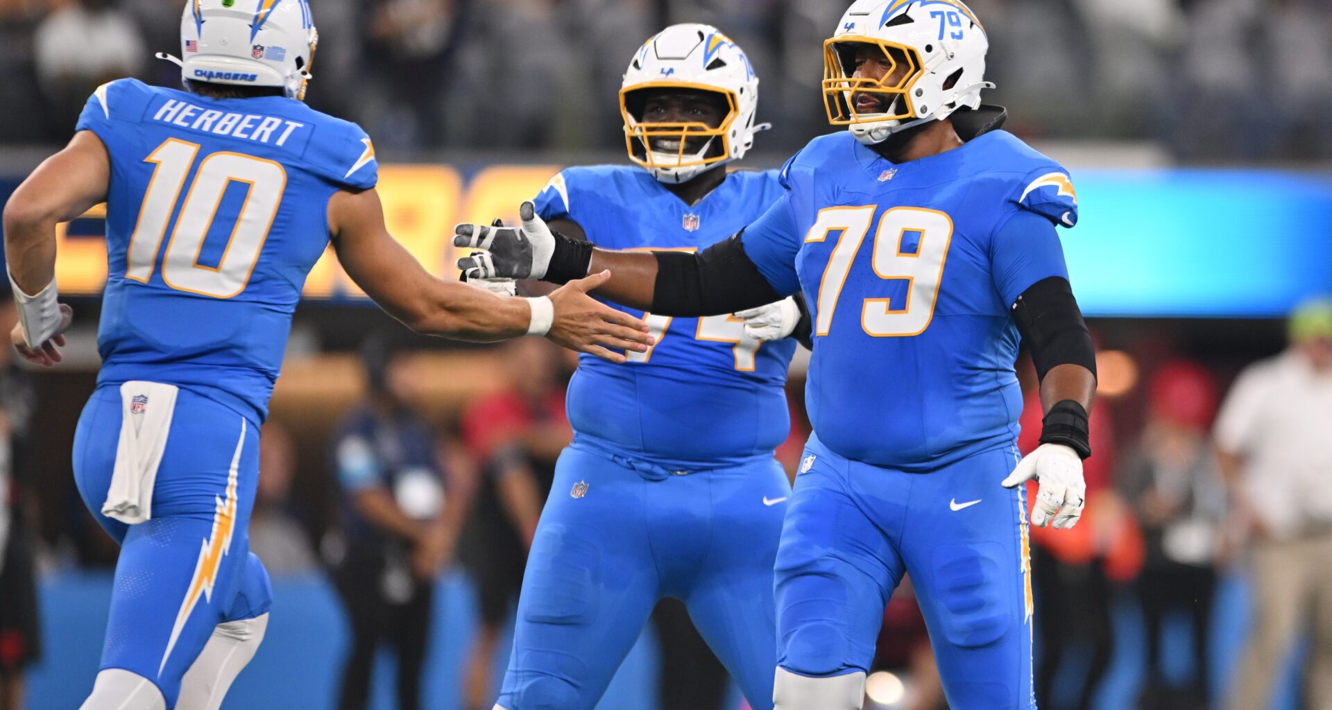Chargers making connections with a collective goal – San Diego Union-Tribune