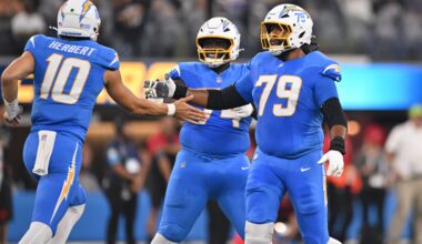 Chargers making connections with a collective goal – San Diego Union-Tribune
