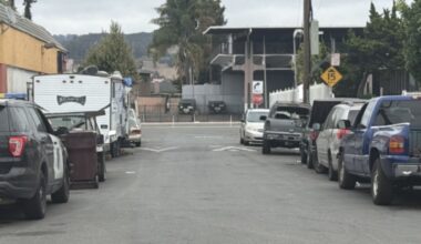 Police round up dozens of abandoned vehicles in East Oakland – NBC Bay Area