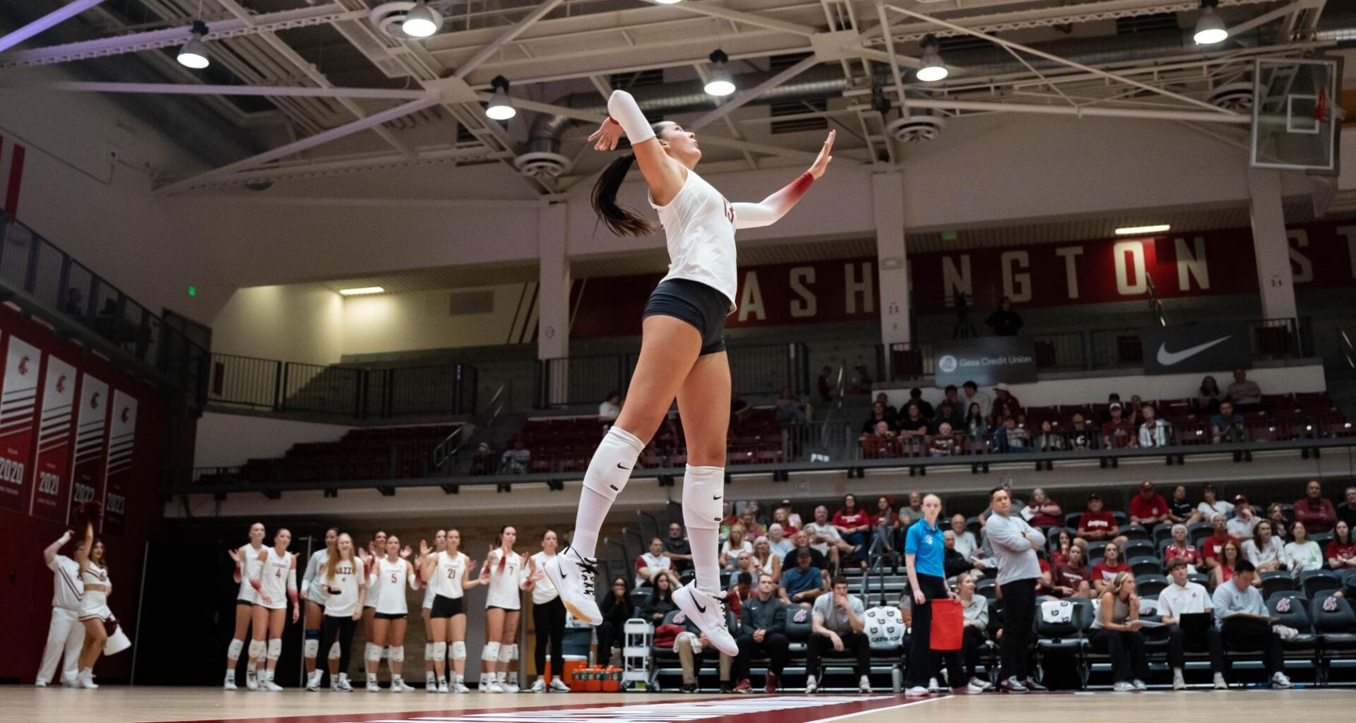 Long Beach State hands WSU first straight-sets defeat of season – The Daily Evergreen