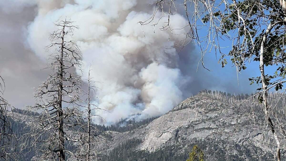 Yosemite CA road closed due to wildfire smoke