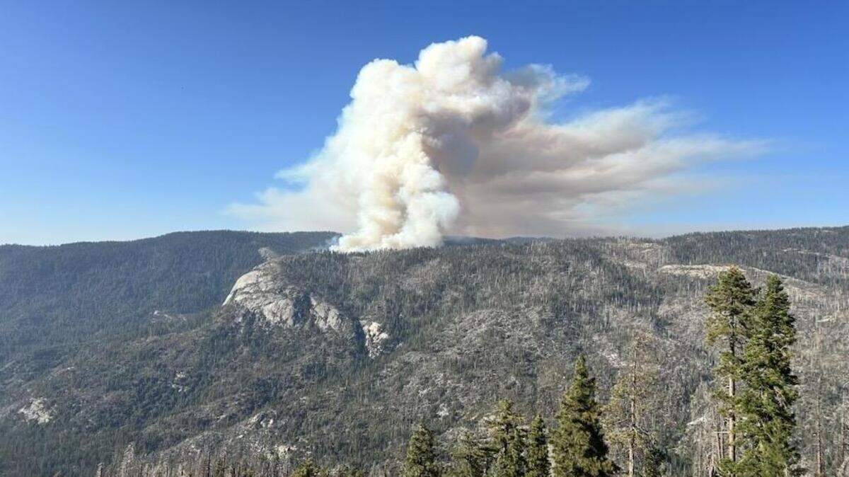Wildfire spreads toward Yosemite Valley from Wawona