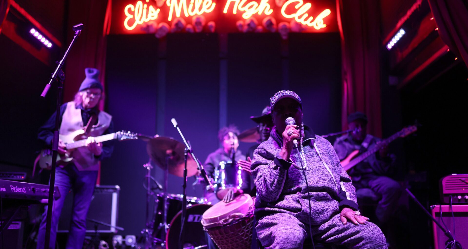 Famed music club Eli's Mile High Club in West Oakland is closing down