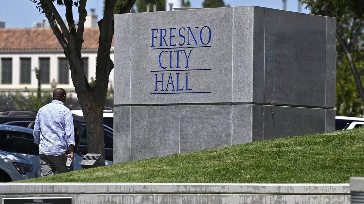 Fresno starts process to ban AI/cloud data centers