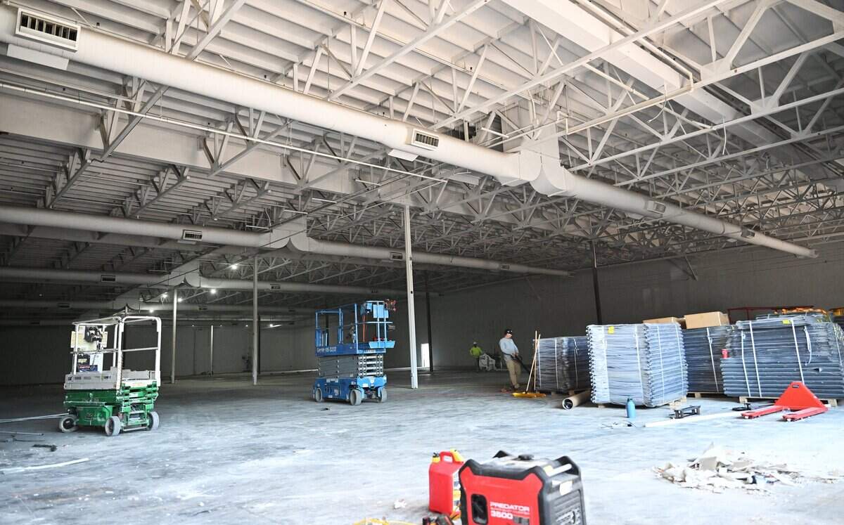 Slick City Action Park featuring indoor activities for all ages is being constructed at the former Bed Bath & Beyond at 7497 North Blackstone Ave, photographed Monday, Aug. 31, 2026 in Fresno.