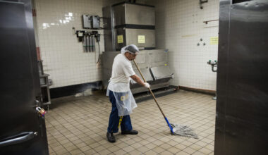 California Eyes Prison Heat Protections That Fall Short of Other Workplaces’