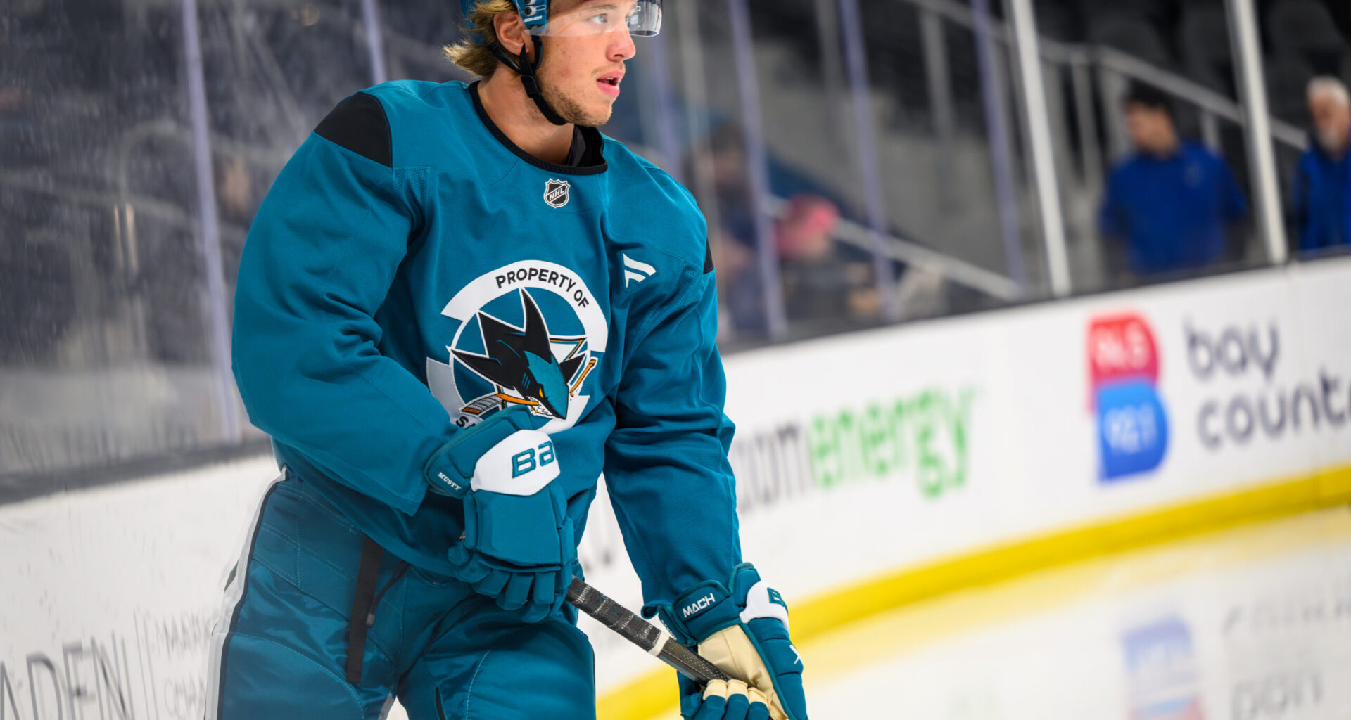 Sharks' Musty Trained With Smith, Kesselring Over Summer