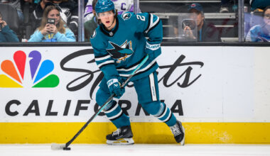 Sharks Don't Extend Smith Before 8-Year Deadline; It Doesn't Matter