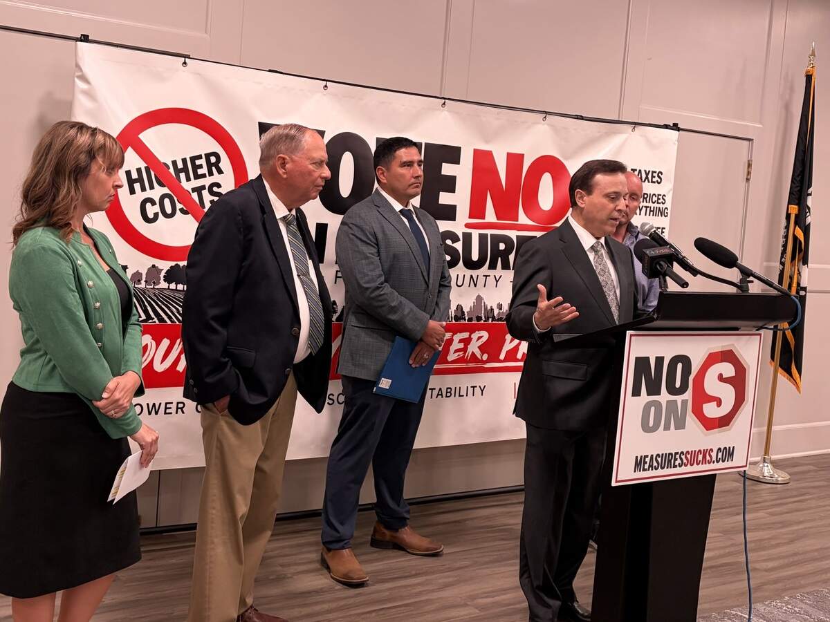 Fresno County supervisors Garry Bredefeld and Buddy Mendes, Clovis Mayor Pro Tem Diane Pearce, Reedley Mayor Matthew Tuttle and Brooke Ashjian, chair of the Valley Watchdogs Political Action Committee, at a “No on Measure S” news gathering in Clovis on Tuesday.